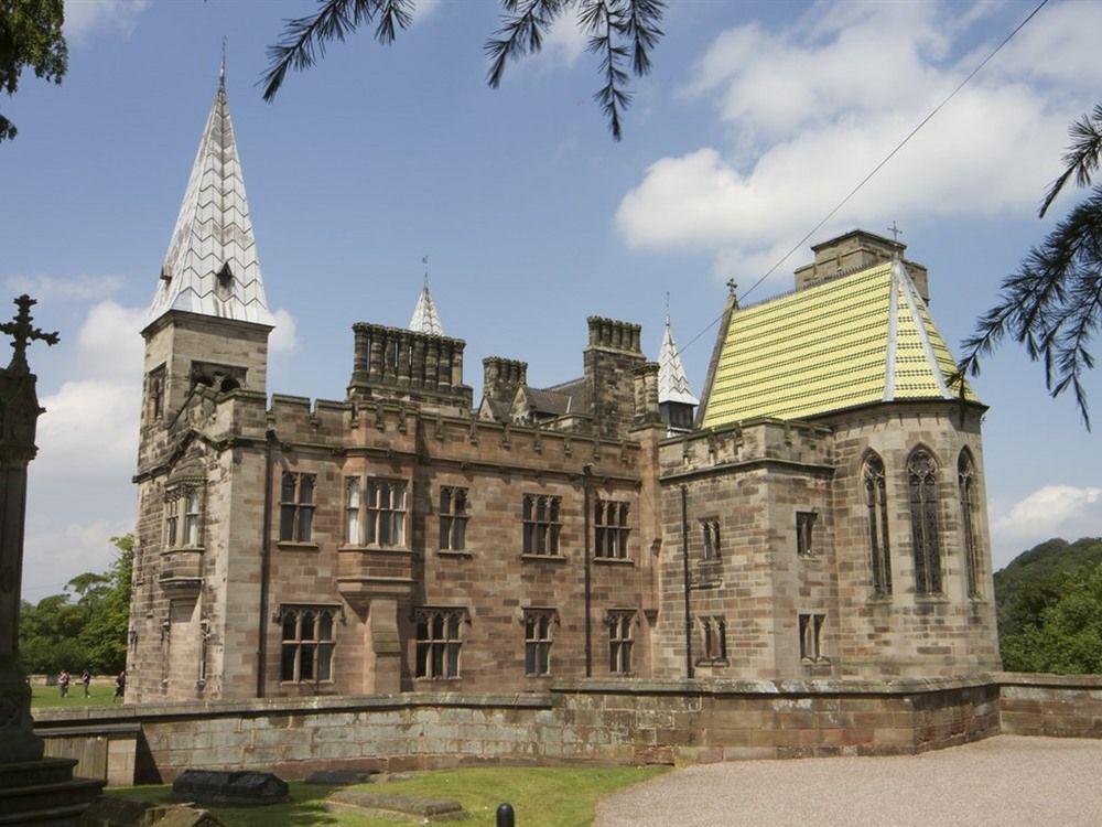 Alton Castle Centre Hostel Exterior foto