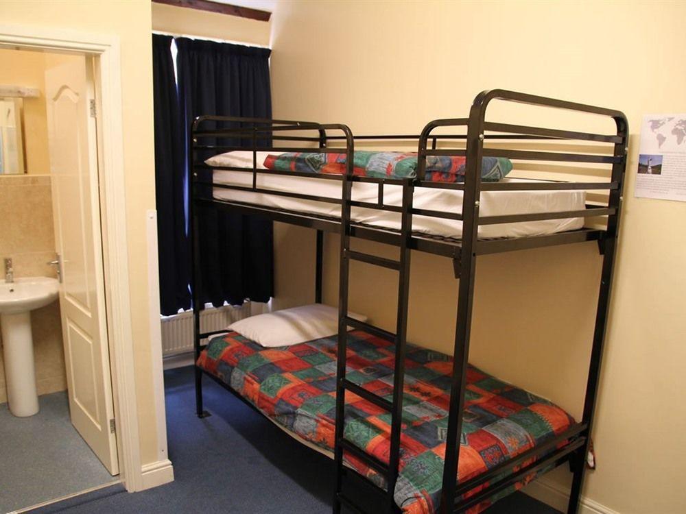 Alton Castle Centre Hostel Exterior foto