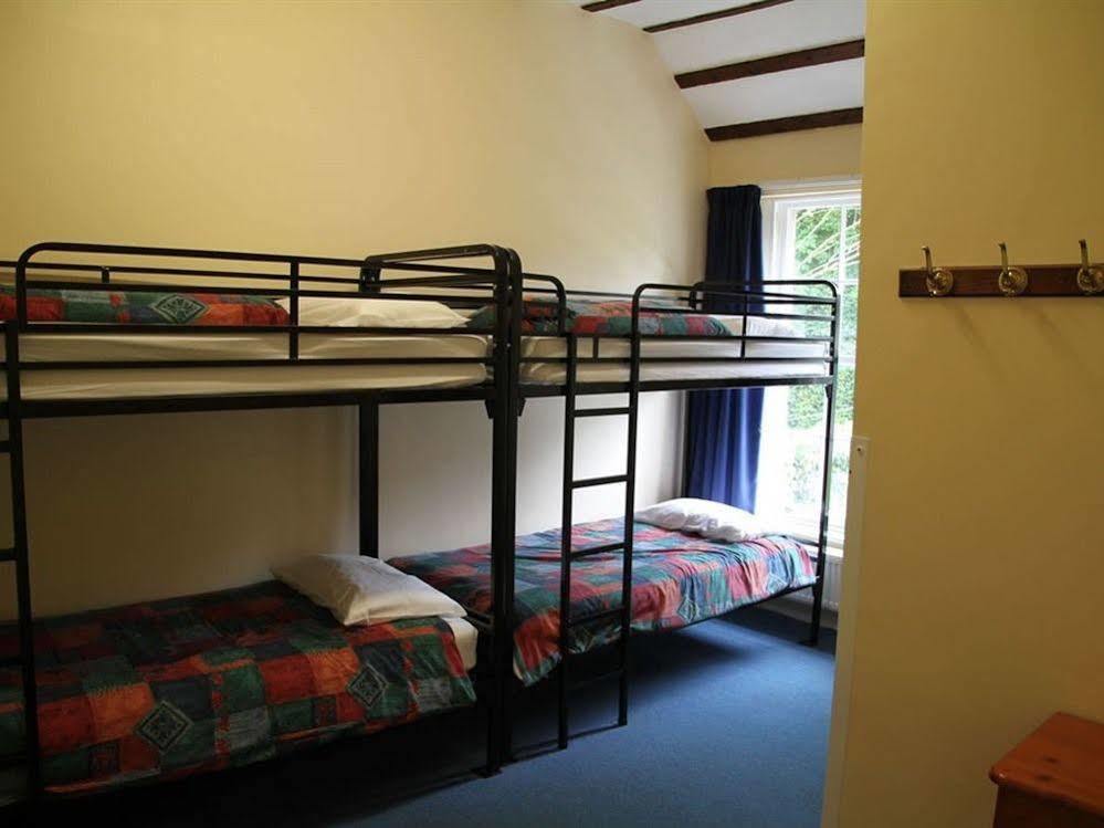 Alton Castle Centre Hostel Exterior foto