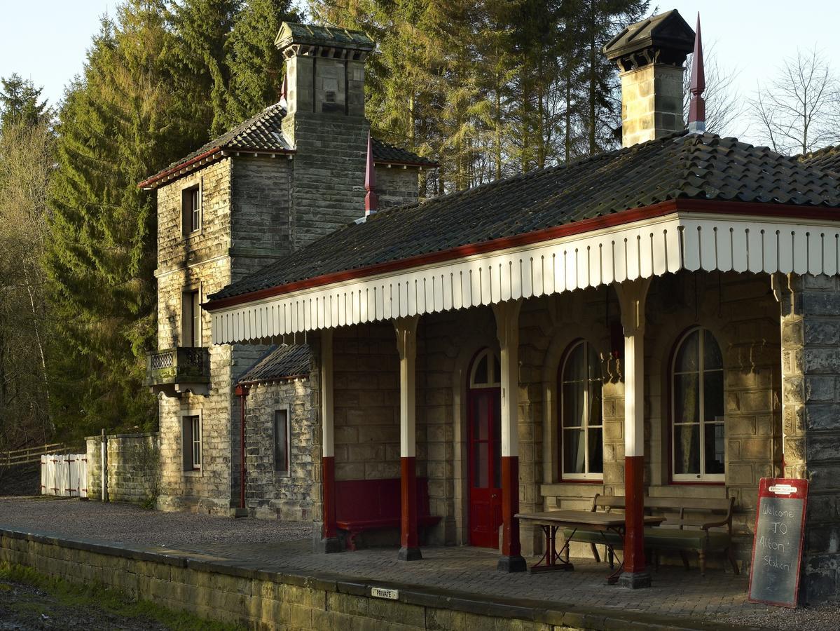 Alton Castle Centre Hostel Exterior foto