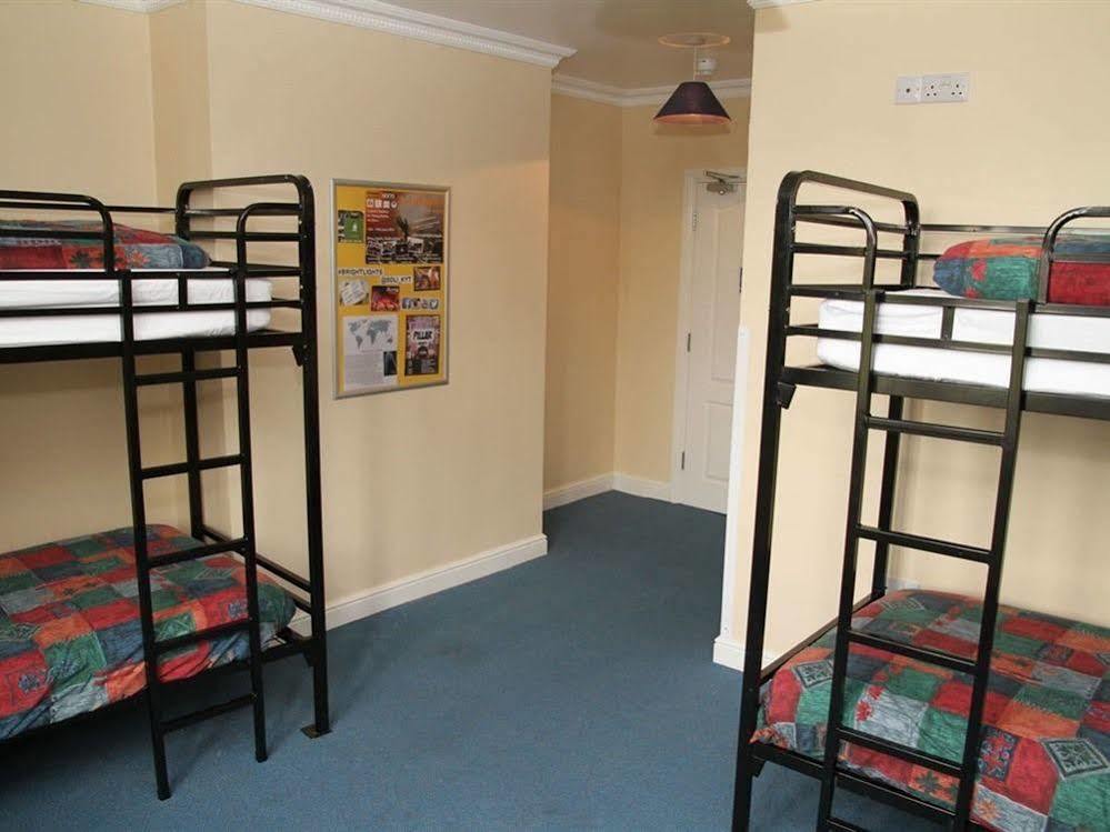 Alton Castle Centre Hostel Exterior foto
